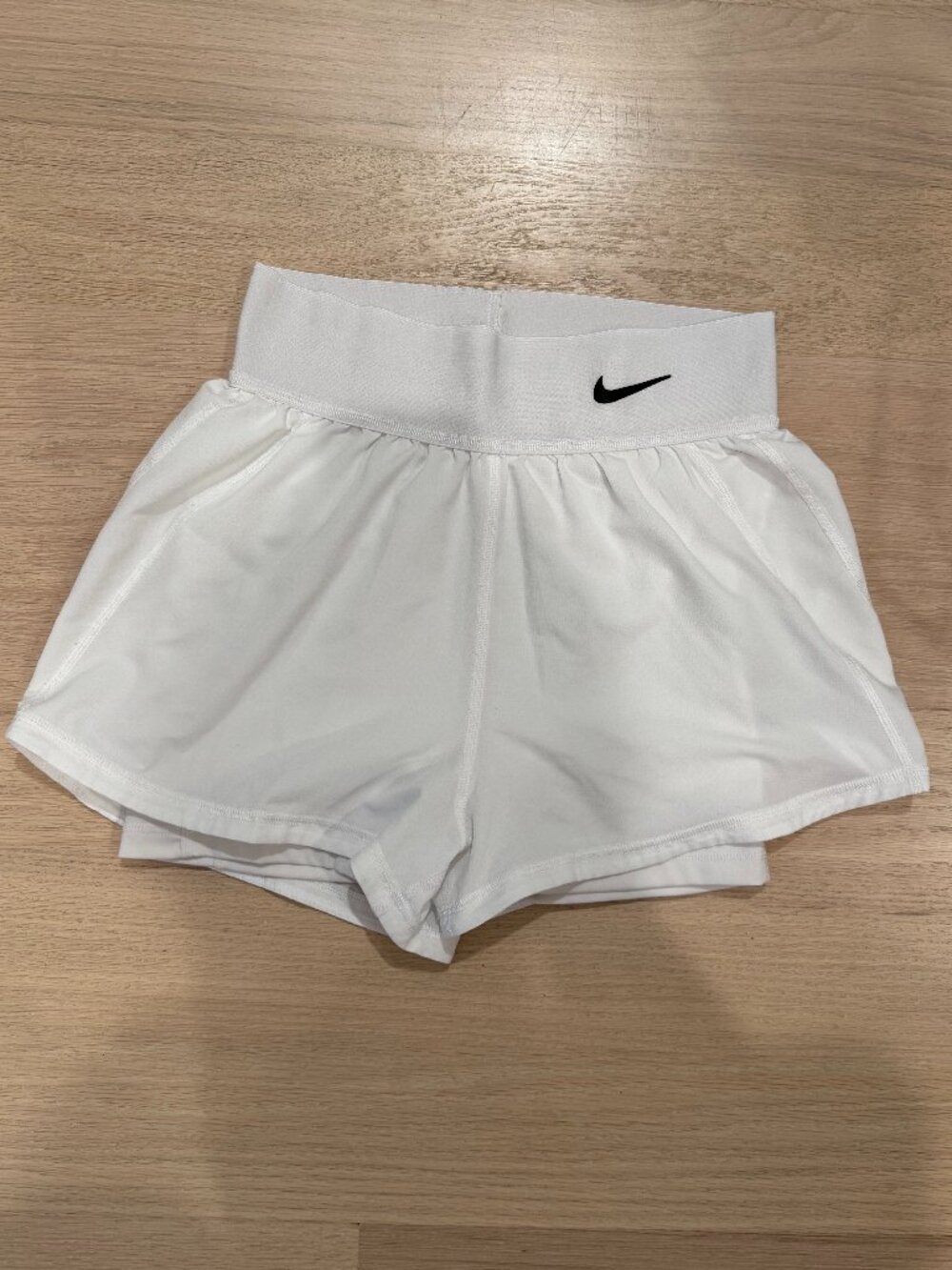 Nike Dri-Fit White Women's Shorts with biker short lining/pocket XS